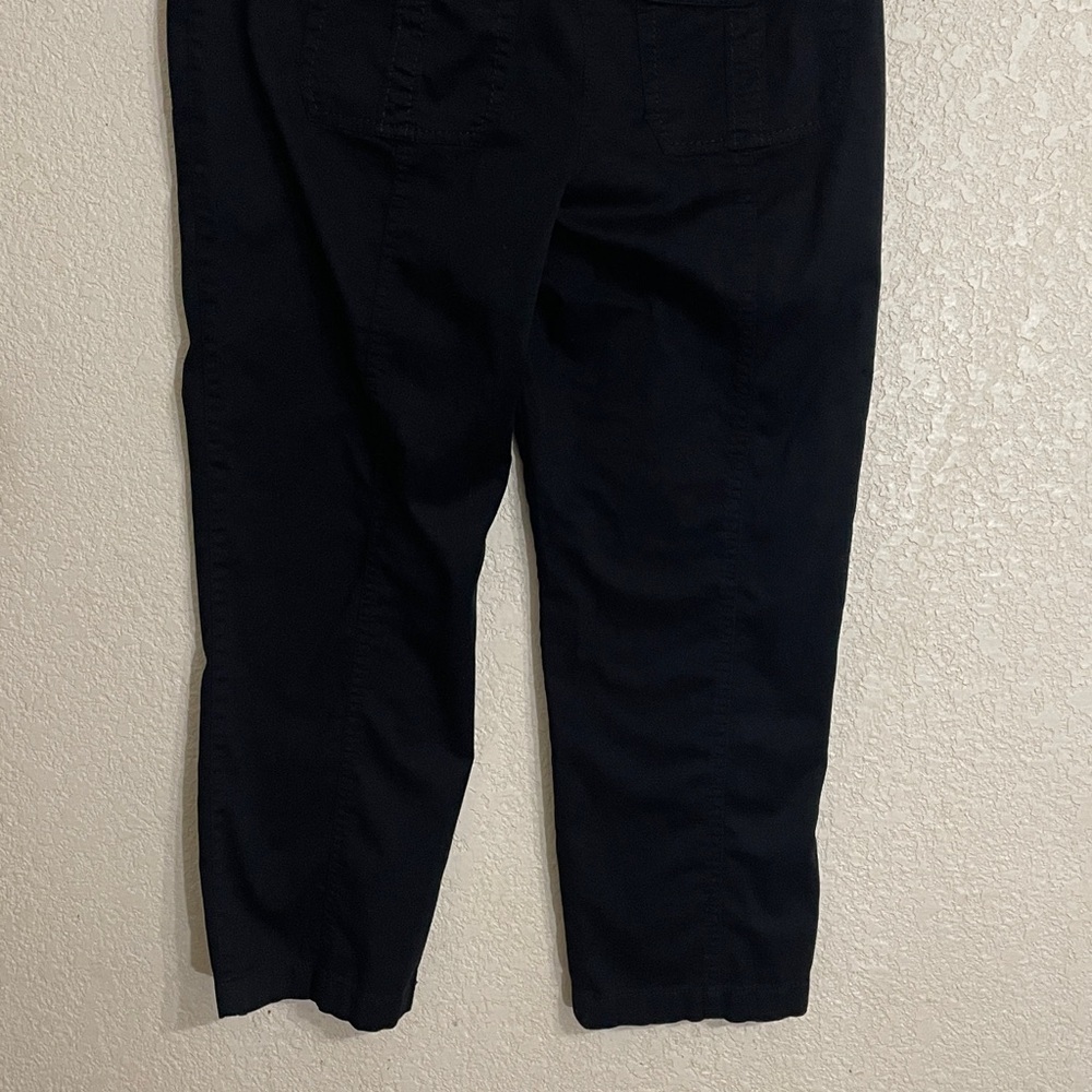 White House Black Market Women's Pants - Picture 6 of 9